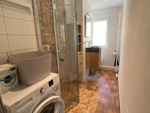 WC mit Dusche Schwalbe