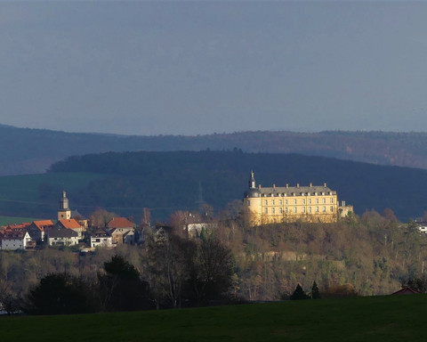 Blick auf Schloss Friedrichstein Bad Wildungen