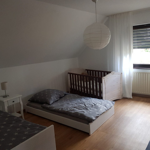 Barrierefreies Ferienhaus-hundhauser Berg Kinderbett
