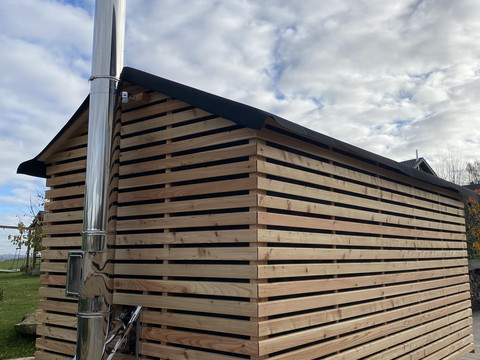 Neue Holzofensauna