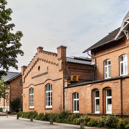Altes E-Werk©Stadt Plön-Anne Weise.jpg