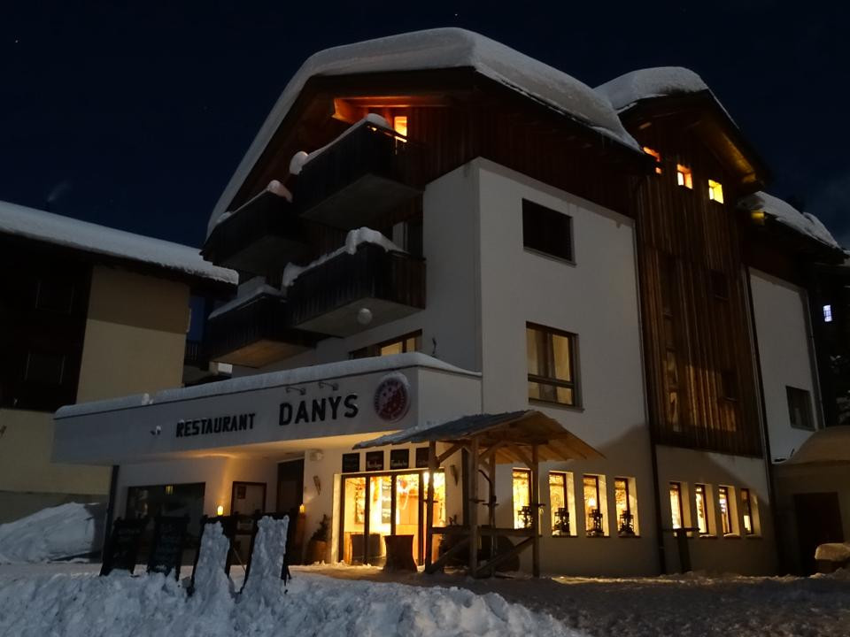 Restaurant Danys.jpg