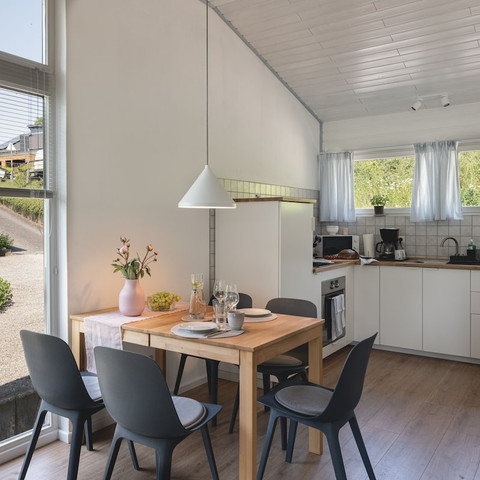 Blick Richtung Essplatz und Küche