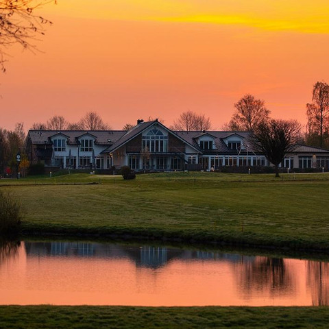 20_GOLFPLATZ