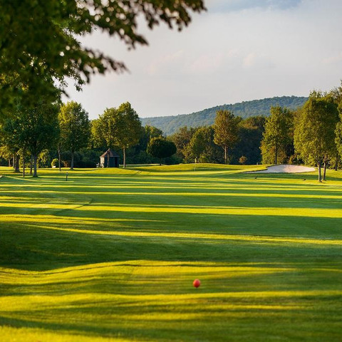 1 18_GOLFPLATZ (1)