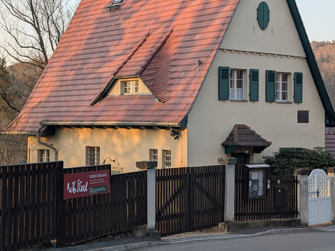 Robert-Sterl-Haus in Naundorf, einem Ortsteil von Stadt Wehlen
