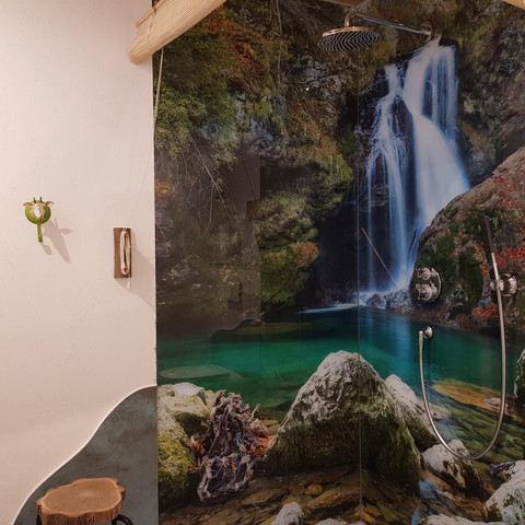 Duschen wie am Wasserfall mit Hansgrohe powderrain