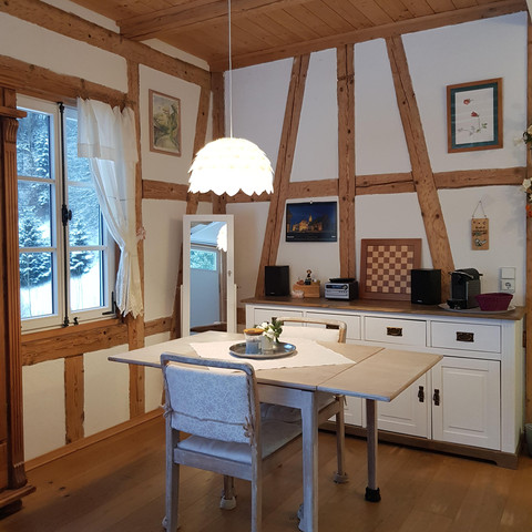 Platz zum Speisen, Spielen oder Arbeiten