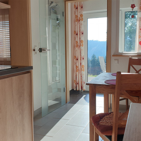 Ferienwohnung Sandras-Bergstation Kueche Essplatz Ferienwohnung Sandras-Bergstation Kueche Essplatz