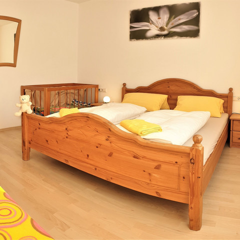 Ferienwohnung Sandras-Bergstation Schlafen Kinderbett Ferienwohnung Sandras-Bergstation Schlafen Kinderbett