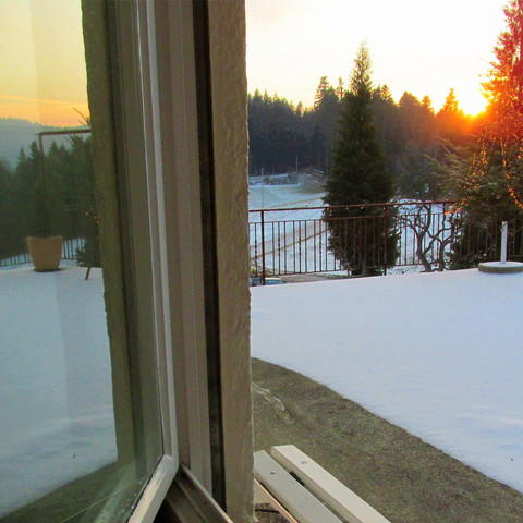 Ferienwohnung Sandras-Bergstation Sonnenaufgang Winter Ferienwohnung Sandras-Bergstation Sonnenaufgang Winter