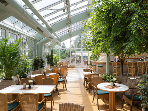 Winter-Garden 01-HDR