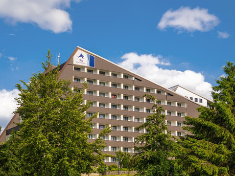 013-A-exterior_130541625