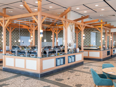 021-L-lounge-lobby_130541633