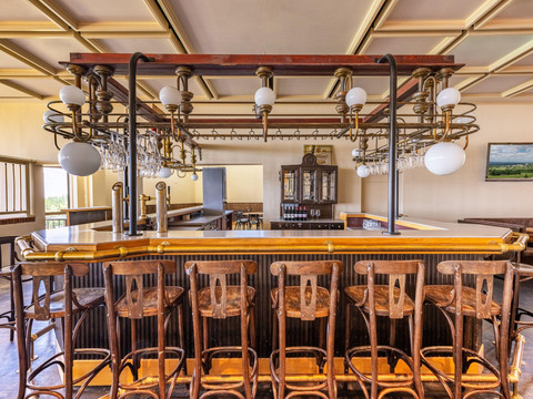 018-BA-bar_130541630