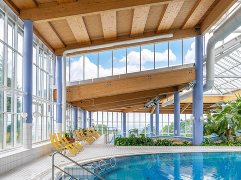 039-HB-indoor-pool_130541651