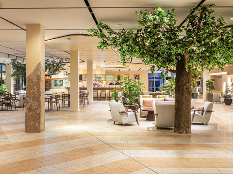 042-L-lounge-lobby_130541654