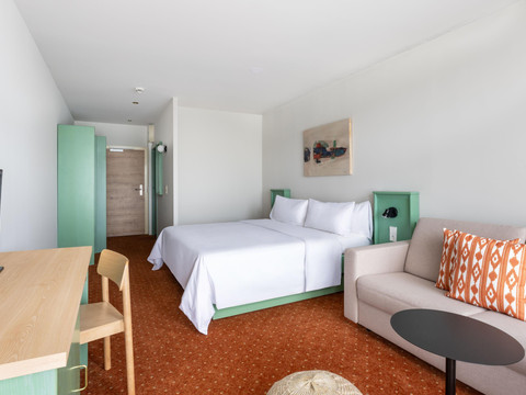 049-W-room-example_130541661