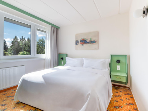 061-W-room-example_130541673