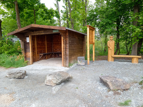Rasthütte am Bömischen Steig „Mepp Ruh“