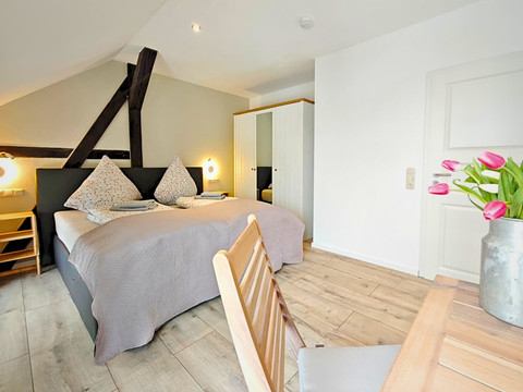 FeWo2: Schlafzimmer 3