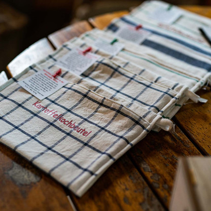 Hofladen, Hofcafe, Radfahren, Hund ©TZHS-MOCANOX (35).jpg