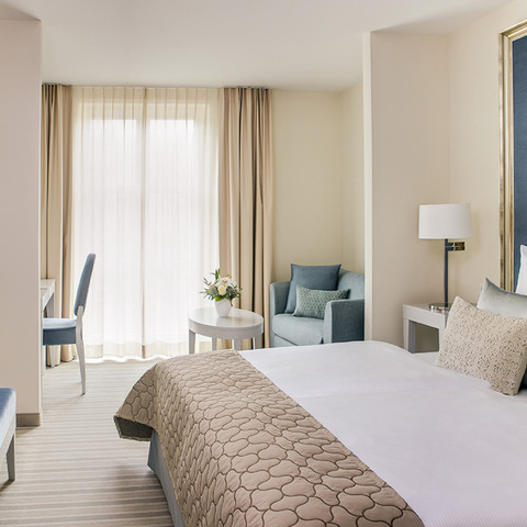 Deluxe Doppelzimmer Deluxe Doppelzimmer im Dorint Parkhotel Meißen