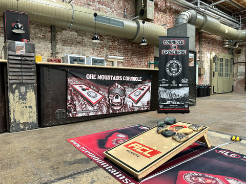 Bar_Cornhole.jpeg
