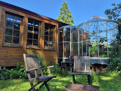 Außenbereich Zirkuswagen Sternenzelt