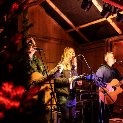 malente-weihnachtsdorf-musik© MaTS GmbH Anne Weise.jpg