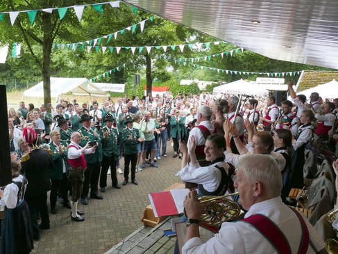 Schützenfest Sonntag oben.JPG