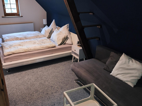 2. Schlafzimmer