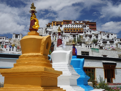 Das Kloster Tikse zählt zu den grössten in Ladakh.jpg