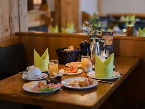 82_Altstadthotel-Frühstück_16.07.2025