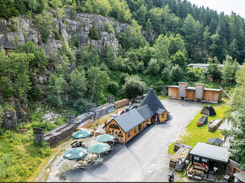 Imbiss "Meiler" in der Erlebnisköhlerei Sosa