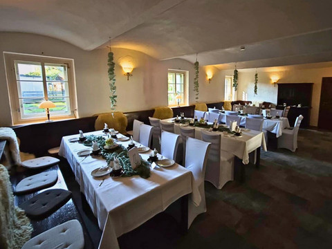 Schafstall_eingedeckt_HF_1_bearbeitet