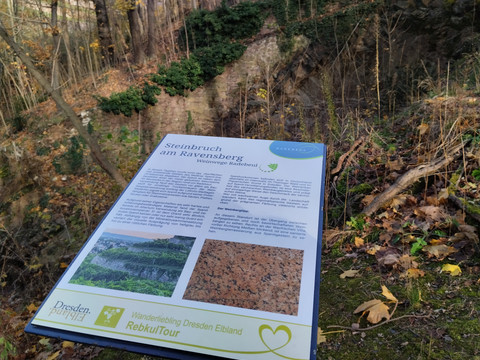 Infotafel RebkulTour Ravensberg