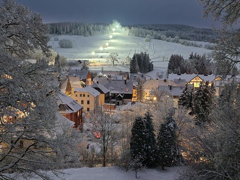 Blick auf Geising am Abend