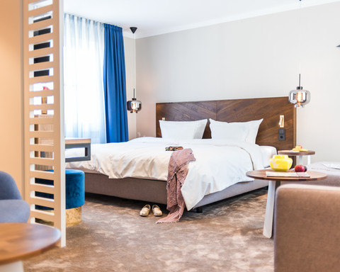 ©Friederike Hegner_2018_Hotel_Romantik Hotel Reichshof Norden_Mai18_Zimmer 2-16.jpg