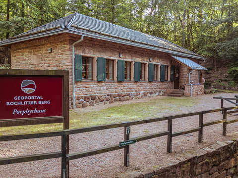 Rochlitz_Rochlitzer Berg_Geopoartal Porphyrhaus au