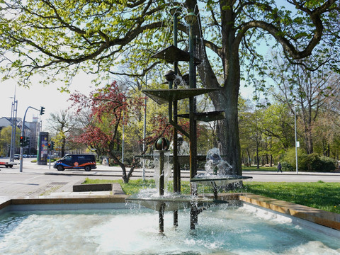 Purple Path_Johann Belz_Klapperbrunnen