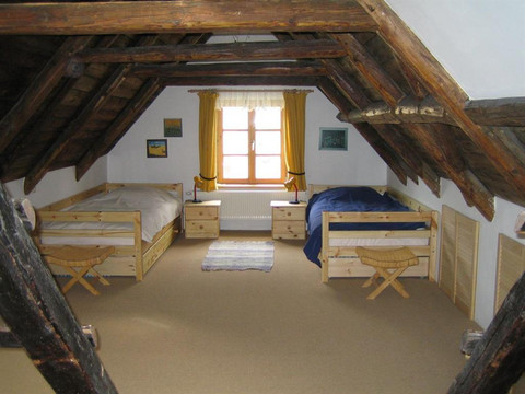 Schlafzimmer 3