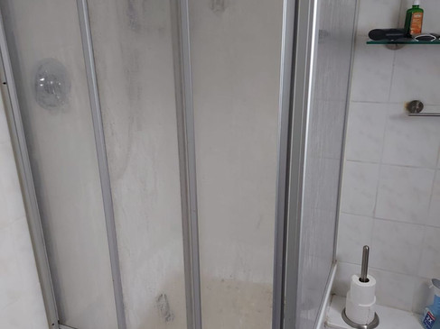 Dusche 1024-1365.jpg