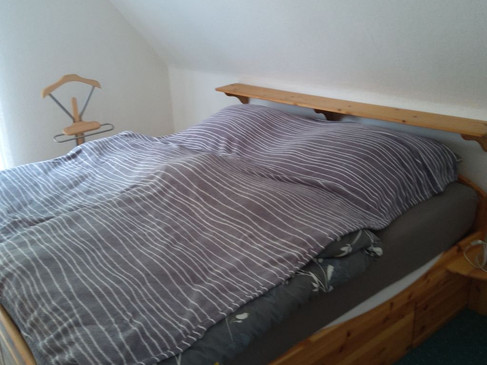 Schlafzimmer 1024-1365.jpg