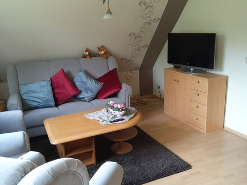 Wohnzimmer 1 1024-1365.jpg