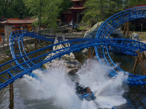 Wasserachterbahn Donnervind Freizeitpark Plohn