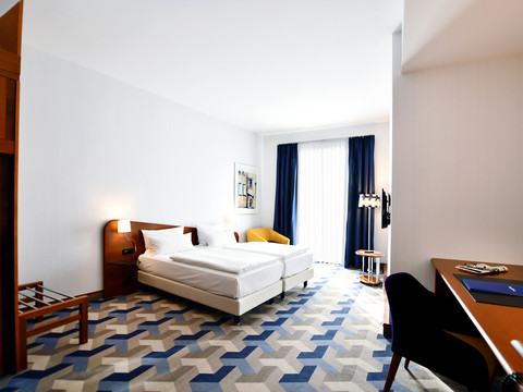 Blick in ein barrierefreies Zimmer