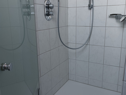 20240110_162149 Dusche oben.jpg