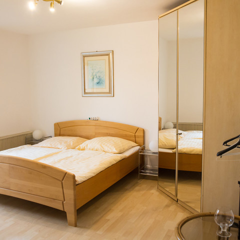 Ferienwohnung “An der Burg”, Schlafzimmer Ferienwohnung “An der Burg”, Schlafzimmer