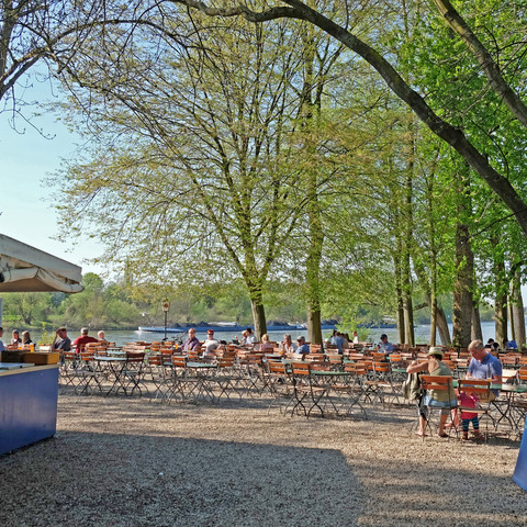 Biergarten-Grafenwerth